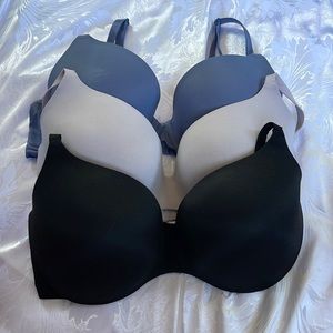 3 Bra bundle. 34 D